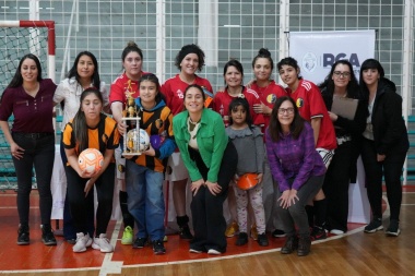 320 mujeres y diversidades fueron parte del torneo “Mujeres Centenarias”