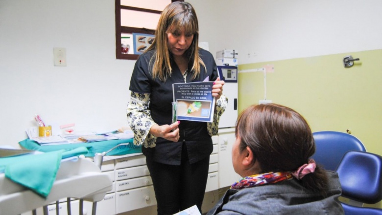 Jornada odontológica para pacientes con diabetes en el Hospital de Río Grande