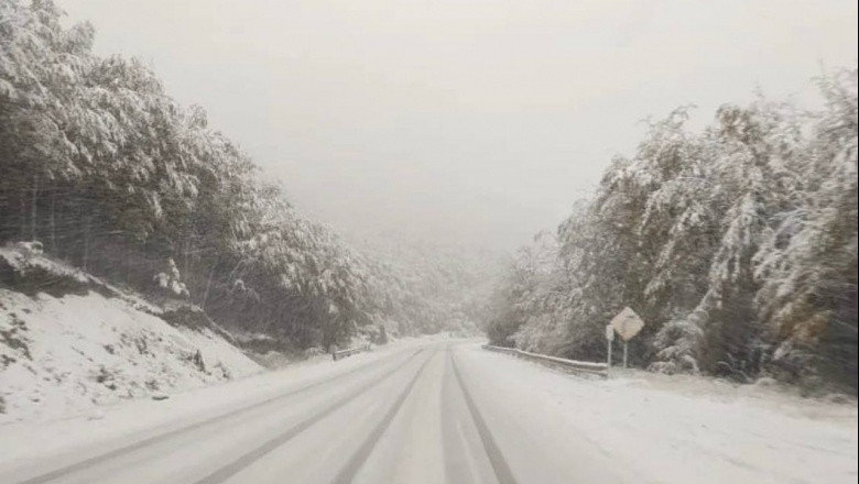 Se estableció circulación restringida en Ruta Nacional N°3 por acumulación de nieve y congelamiento en tramos