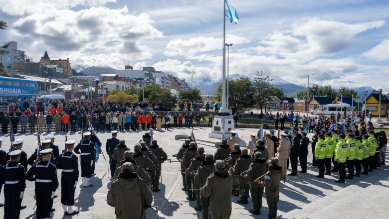 Acto conmemorativo en Ushuaia por el Día de la Antártida Argentina 