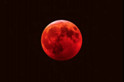 Este fin de semana se verá una “Luna de Sangre”