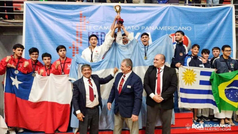 Destacada actuación de karatecas riograndeses en Torneo Panamericano de Chile