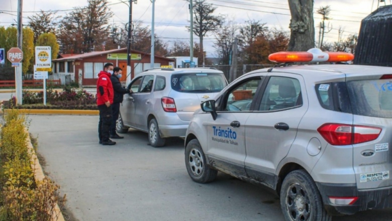 “El ejecutivo de Tolhuin miente” aseguran los taxistas de la localidad 