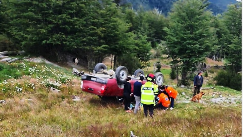 Volcó una camioneta en la ruta 3 en cercanías del lago Fagnano