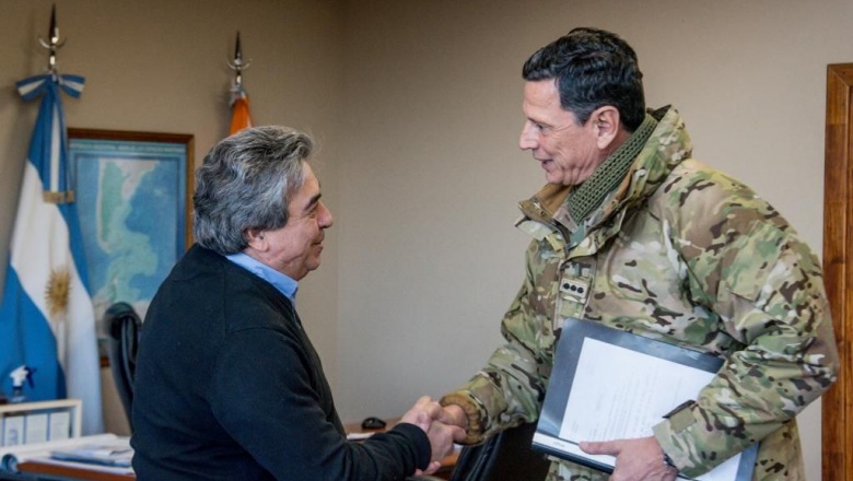 Becerra se reunió con el delegado del Ejército Argentino en Tierra del Fuego