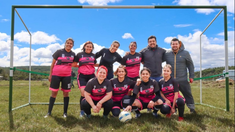 El Municipio participó del acto de inauguración de la cancha de futbol “Abel Aranda”