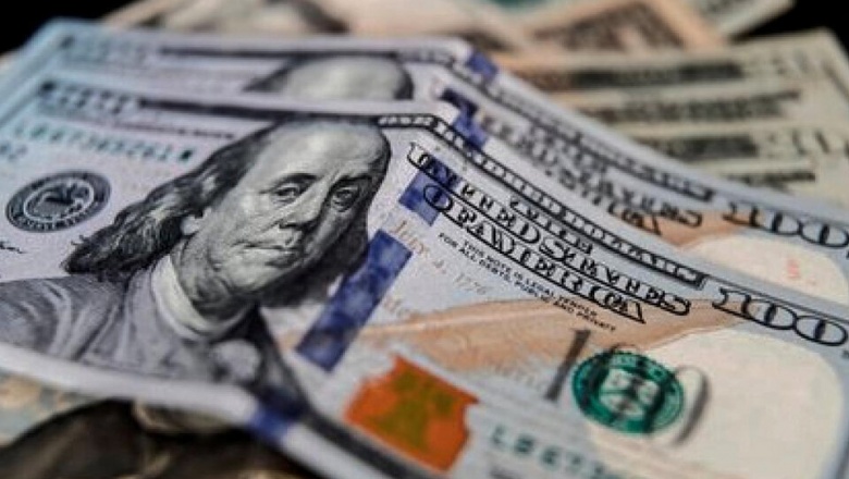 Dólar blue superó $1.400 y el riesgo país volvió a subir