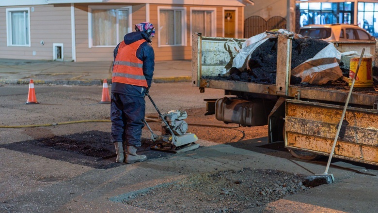 Con trabajos nocturnos, el Municipio avanza con el plan de remediación vial