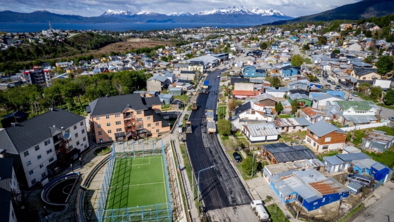 Programa de Recuperación vial de Ushuaia: comenzó la repavimentación de Avenida Alem