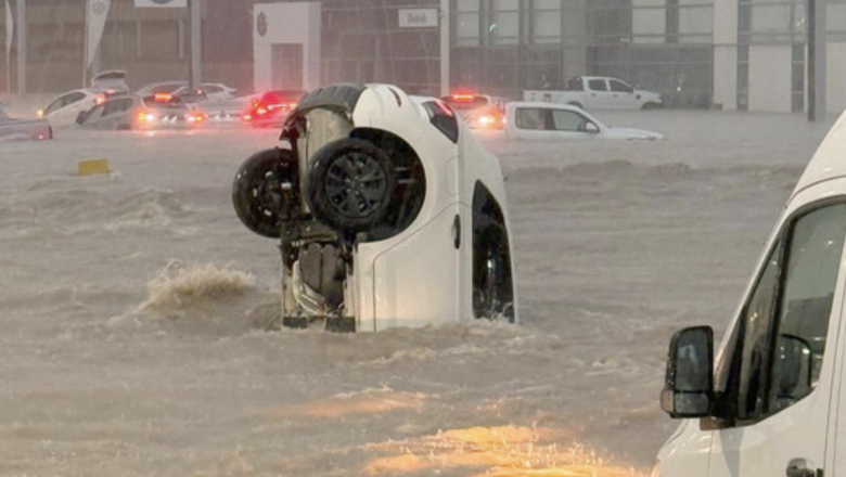 Al menos 10 fallecidos por las inundaciones tras temporal en Bahía Blanca