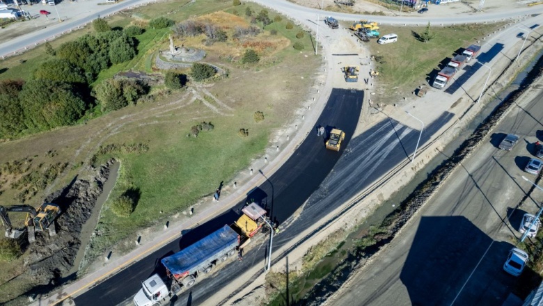 Comenzó la pavimentación del ingreso a Ushuaia 