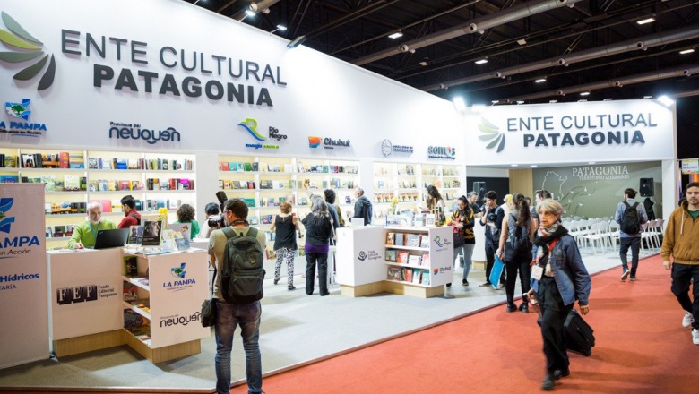 La editora cultural de Tierra del Fuego participa de la feria internacional del libro en Buenos Aires