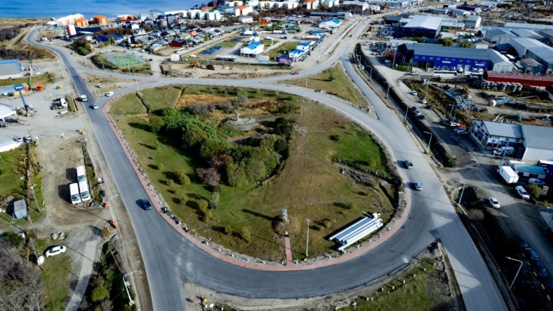 Concluyó la colocación de asfalto de la primera etapa en el ingreso a Ushuaia