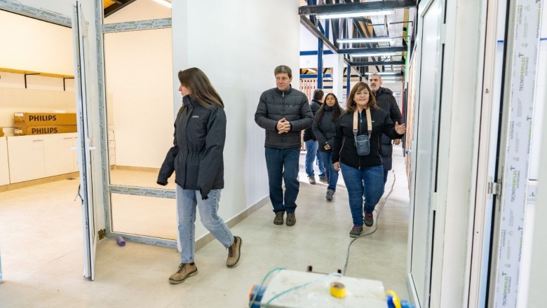 Melella recorrió la obra del Centro de Desarrollo Infantil de Ushuaia