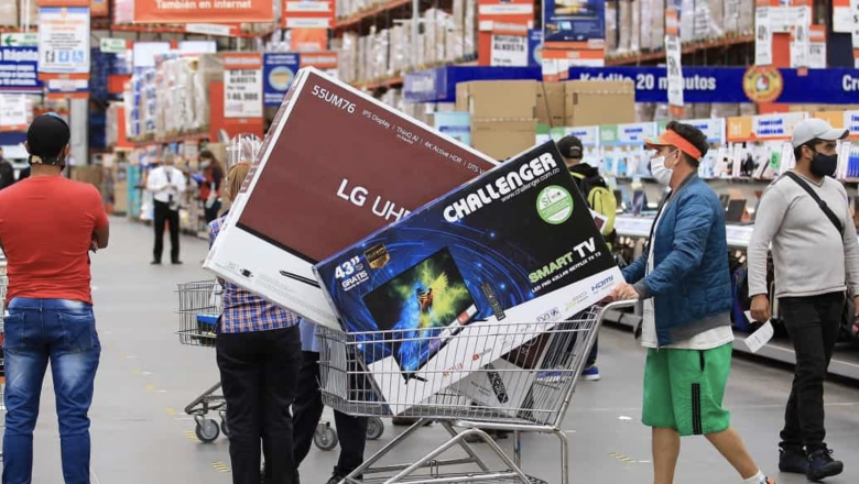 Chile reimpulsa la devolución del IVA para sostener el turismo de compras