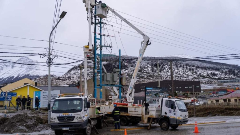 Los fuertes vientos generaron un apagón en Ushuaia 