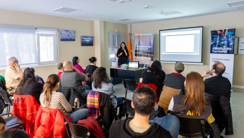 Primera Mesa Técnica de Trabajo de la Infraestructura de Datos Espaciales de Tierra del Fuego 