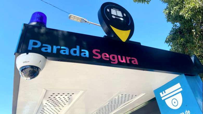 Cámaras de seguridad en garitas de colectivo de Ushuaia para frenar el vandalismo