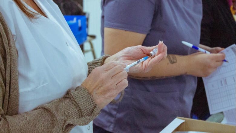 Gobierno realiza campaña de vacunación contra Coqueluche en establecimientos educativos de Ushuaia