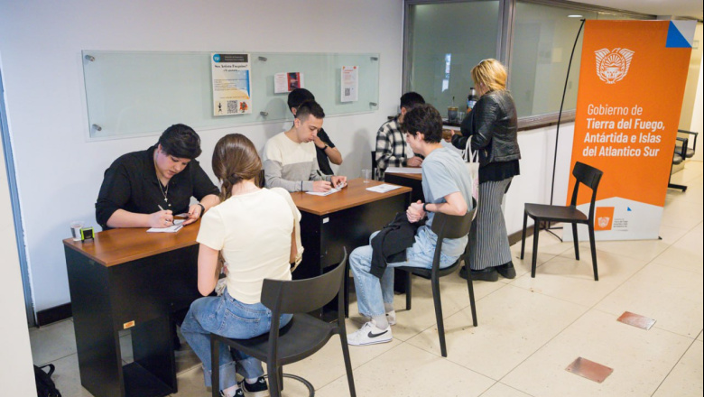235 fueguinos justificaron la no emisión del voto en casa de Tierra del Fuego