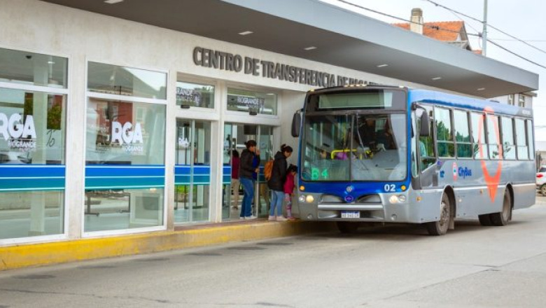 Desde este sábado, el boleto de colectivo sufrió un aumento del 30,6% en Río Grande