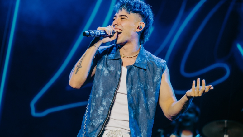 Luck Ra llega a Río Grande para brindar un Snow en el encendido del arbolito 