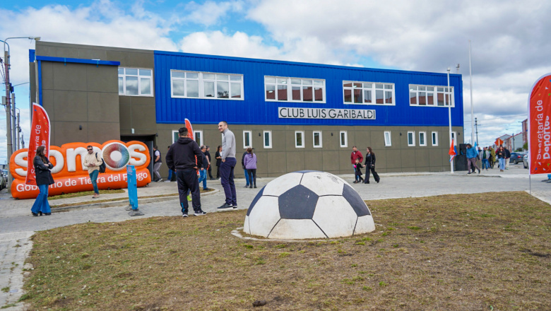 Quedó inaugurado el nuevo gimnasio del Club Garibaldi en Río Grande