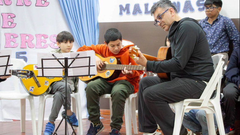 Más de 4700 vecinos y vecinas participaron de las actividades en los Centros Comunitarios Municipales en 2025