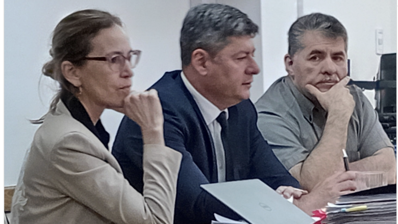 Alegatos enfrentados: la querella pide 5 años de prisión y la fiscalía solicita la absolución