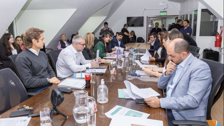 Analizarán regímenes especiales de regularización de deudas