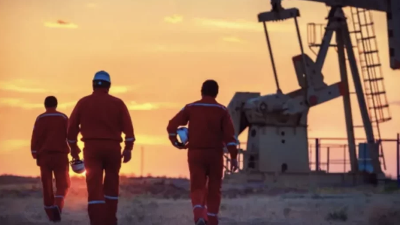 YPF traspasa sus pozos a Terra Ignis y la Provincia apuesta a reactivar el petróleo y el gas