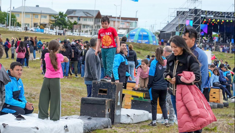 Las Escuelas Deportivas Municipales cerraron el año con una gran jornada recreativa