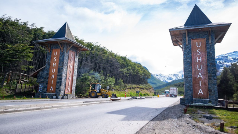 Avanza la obra de puesta en valor de la oficina de turismo en el acceso a Ushuaia 