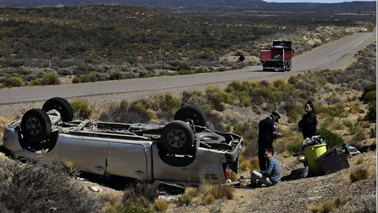 Volcó una familia de Ushuaia en ruta 3 cerca de Caleta Olivia 