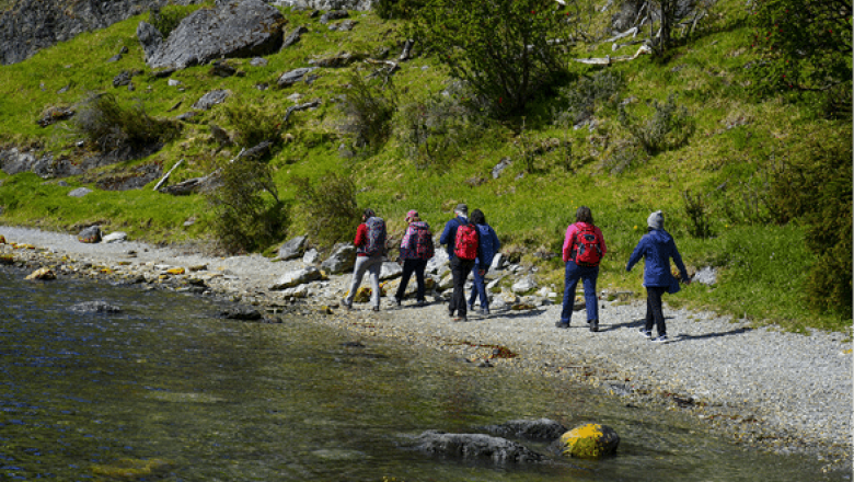Brindan medidas clave para disfrutar del trekking de forma segura en Tierra del Fuego