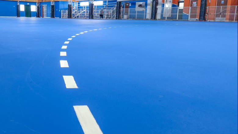 Gobierno realiza obras de pintura y refacción del Gimnasio Jorge Muriel