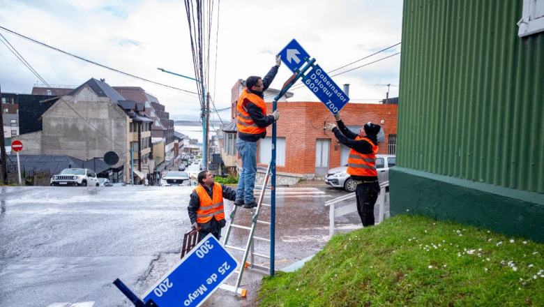 Avanzan con la renovación de cartelería y mejoras en la circulación vial