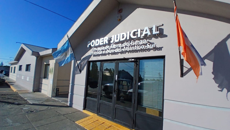 Juicio por grooming contra dos personas por contactar a menores por redes sociales