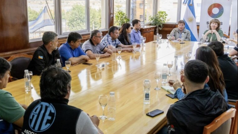 Melella convocó a gremios estatales a una reunión en Casa de Gobierno