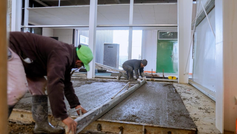 Inició el hormigonado en el nuevo gimnasio del Colegio Soberanía Nacional