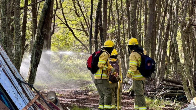 La Provincia dictó el curso inicial para combatientes de incendios forestales