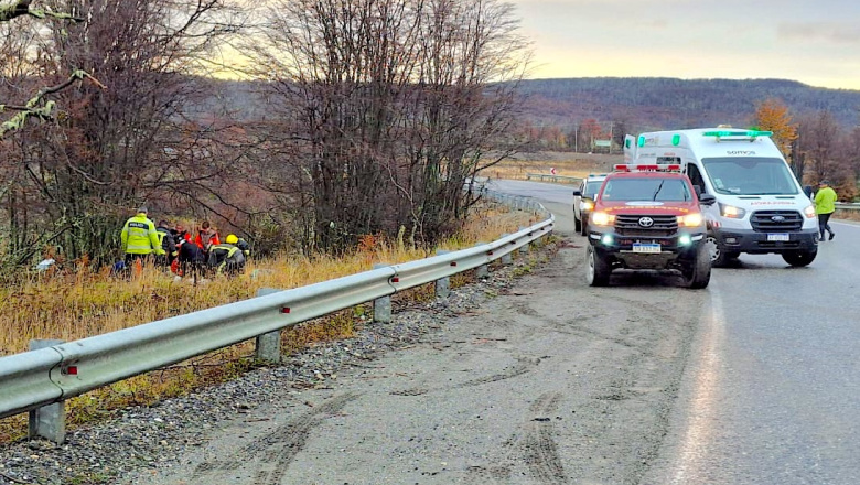 Hallaron a un mochilero de 60 años desvanecido al costado de la Ruta 3 en Tolhuin