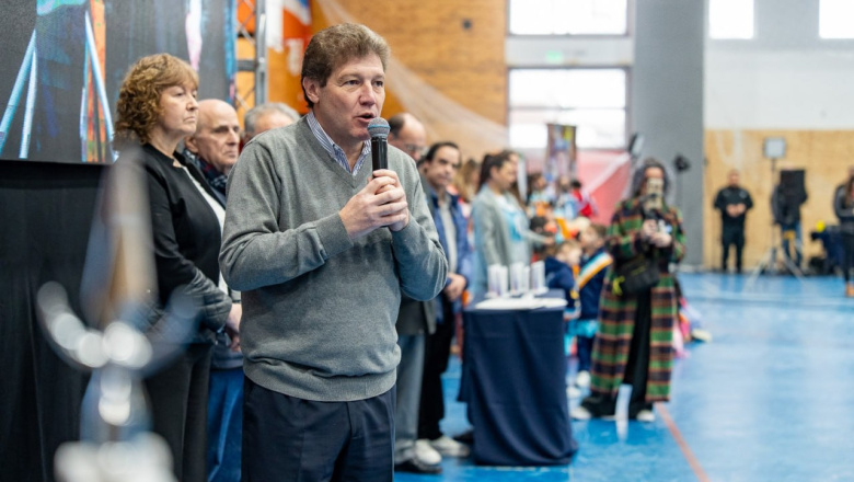 “El futuro de Tierra del Fuego es grande, porque en momentos difíciles sale la fuerza de los fueguinos”