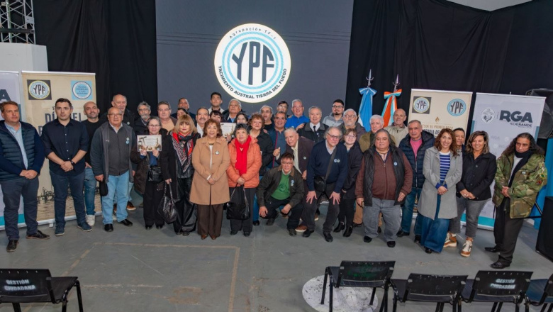 El Municipio acompañó la conmemoración del Día del Petróleo y Gas Fueguinos