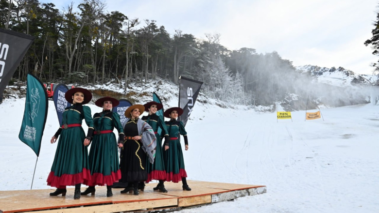 Iniciaron los eventos de La Fiesta Nacional del Invierno para celebrar el invierno