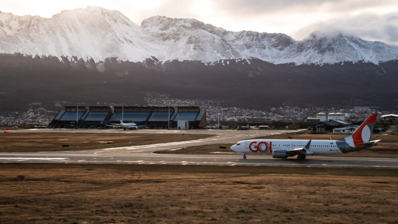 Scioli llegó a la provincia para inaugurar el vuelo de GOL entre San Pablo y Ushuaia