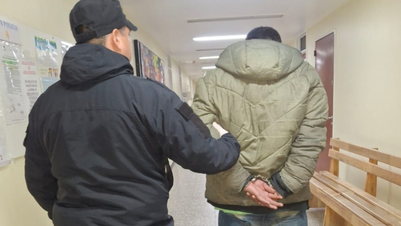Violó una prohibición de acercamiento, fue condenado y migraciones evaluará su expulsión