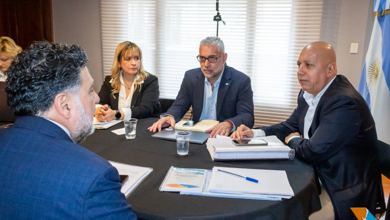 Leo Labs: cerca de 12 millones en tres dias podria costar el viaje de la Comisión Investigadora a Buenos Aires 