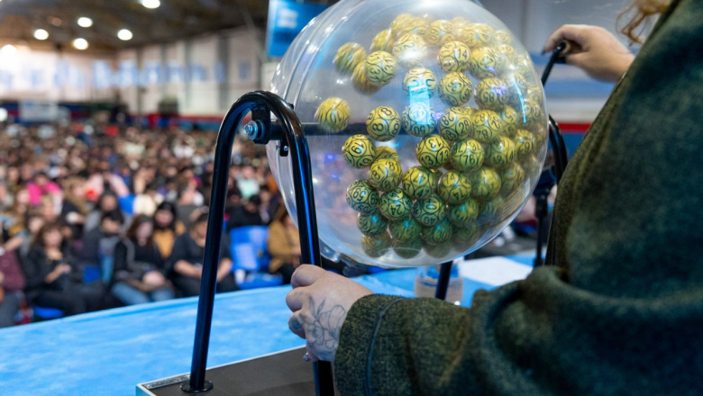 Bingo por el Día de la Madre en las tres ciudades