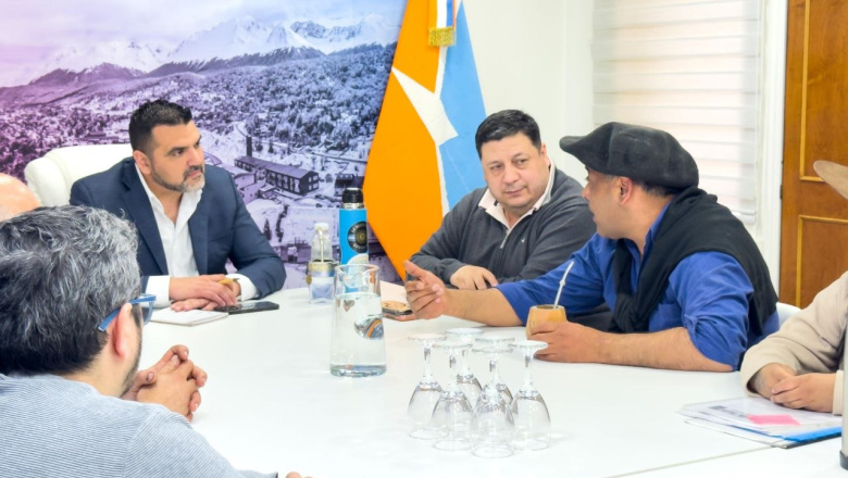 Vuoto recibió a la agrupación Gauchos Fueguinos